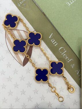 Authentic Van Cleef & Arpels Vintage Alhambra Bracelet #270-003-862-8495